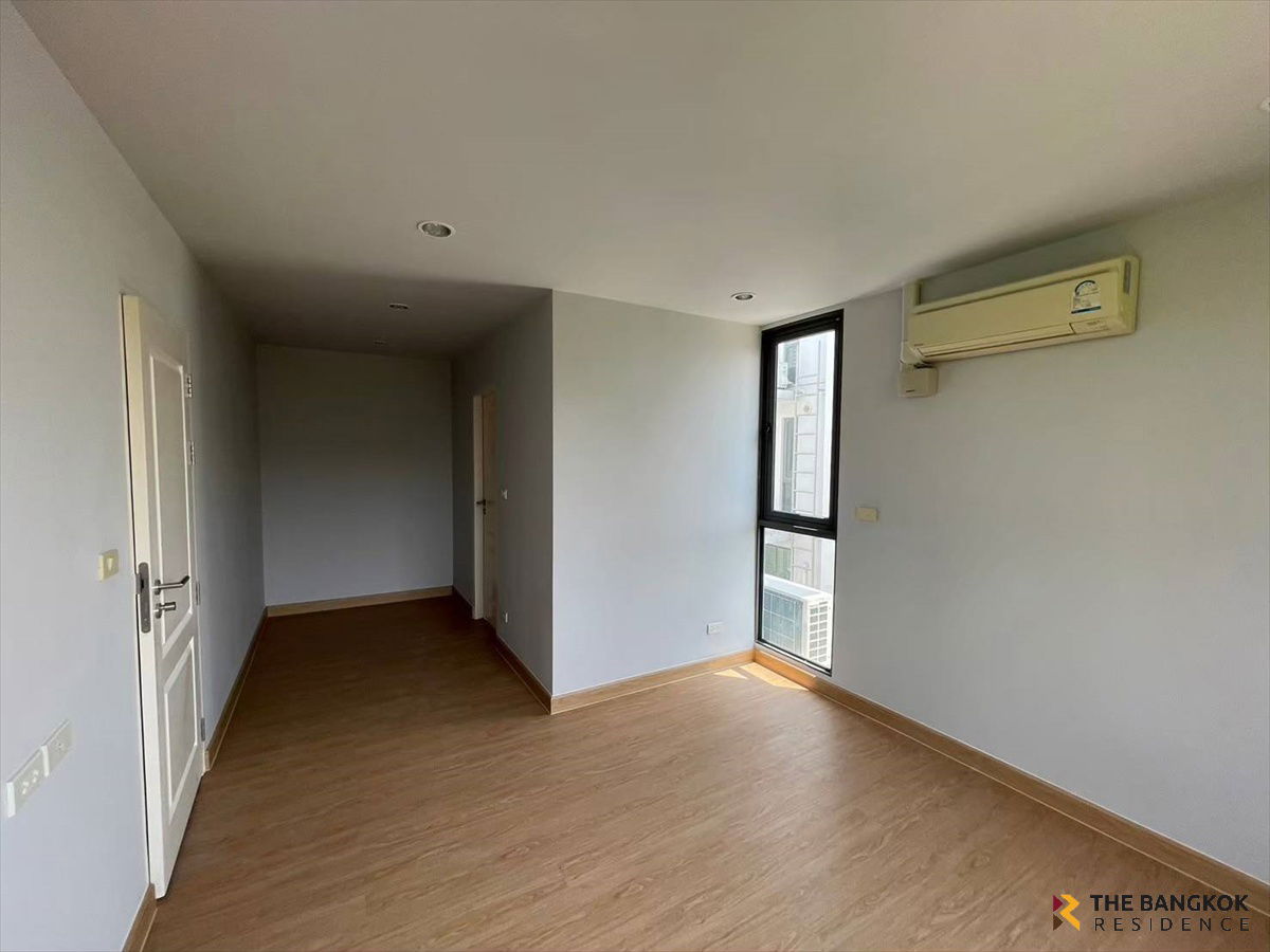 picture Jade Praise Sathorn-Rama 3  🏡 4.5-Storey Home Office, Premium  Location   - 10/16