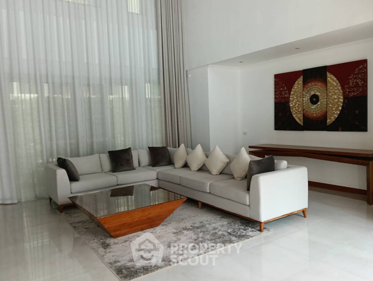 picture 5-BR Villa close to Phratamnak (ID 2079794) - 16/28
