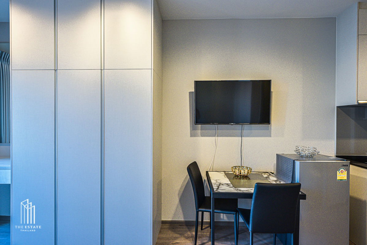 picture Whizdom Avenue Ratchada-Ladprao for rent, fully furnished and equipped with appliances, near MRT Lat Phrao @ 14,000 baht - 3/9