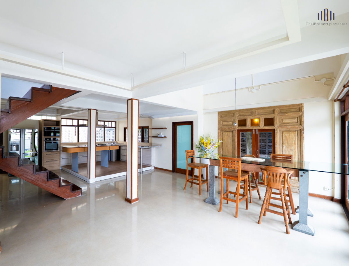 picture Super Artistic! Rare Item! A Truly Unique Home!! For Sale: 2-Storey Detached House, 38 Sq.wah, Fully Furnished – Soi Sanguansuk, Rama V Road - 4/25