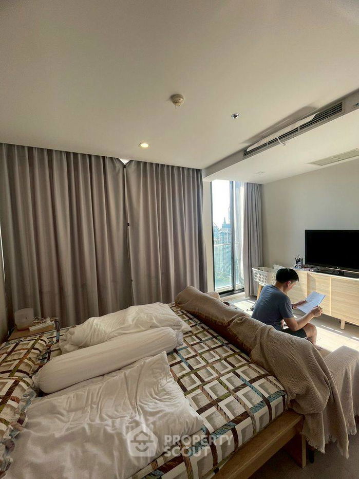 picture 1-BR Condo at Noble Ploenchit near BTS Phloen Chit (ID 2311295) - 1/9