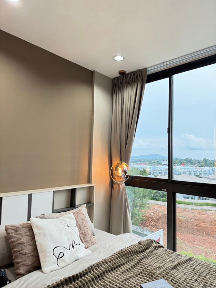 picture Room for rent  Connext  Downtown Condo - 4/12