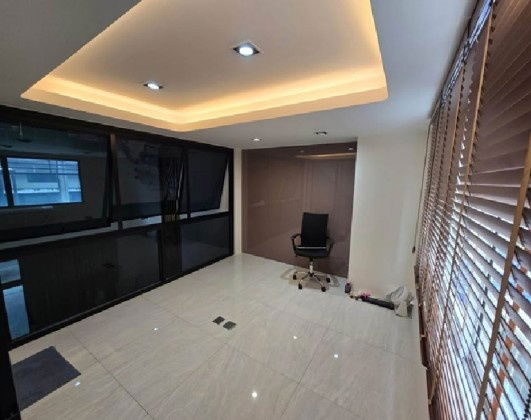 picture for rent Home Office Ekamai Ramintra 40 - 3/10
