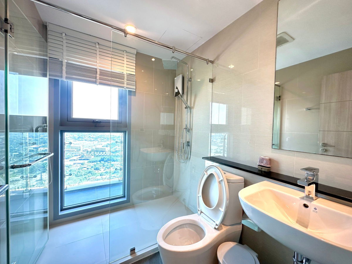 picture 🌴 Luxury Beachfront Condo for Rent | The Symphony – Bang Phra, Sriracha : 3 Bed 2 bath 122 sqm 30 floor - 9/23