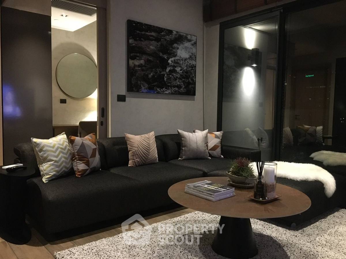 picture 2-BR Condo at The Lofts Asoke near MRT Phetchaburi (ID 1922906) - 3/14