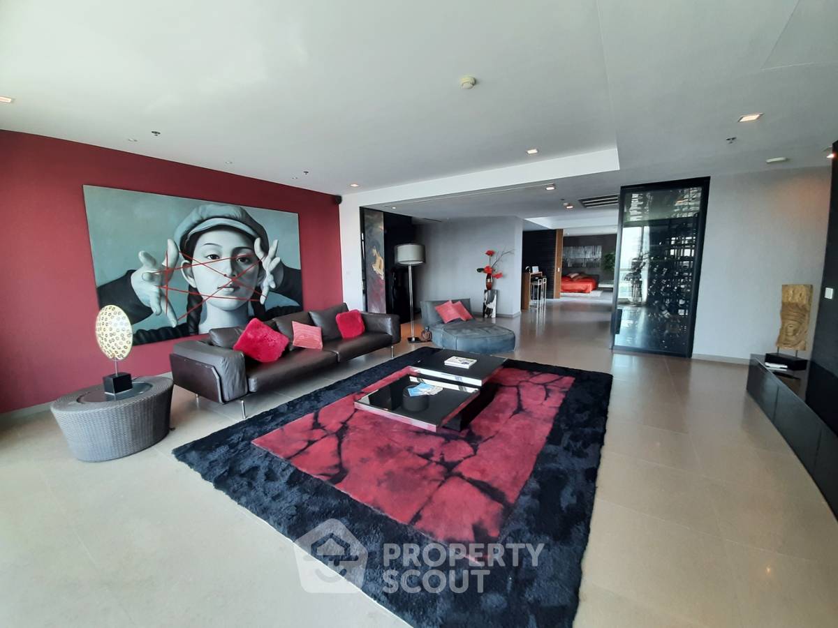 picture 3-BR Condo at The River Condominium near BTS Saphan Taksin (ID 512577) - 1/15