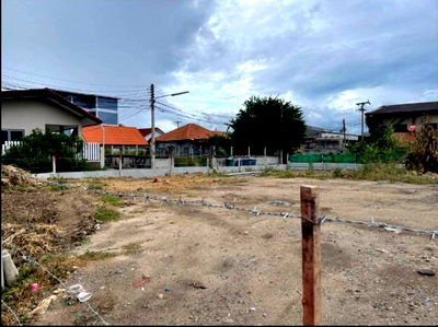 Land for sale Stamford International University Hua Hin : Prime Land for Sale  Located in the city area of Hua Hin   1 Ngan 22.3 sq.wah  Vacant land in a golden location, perfect for development or investment