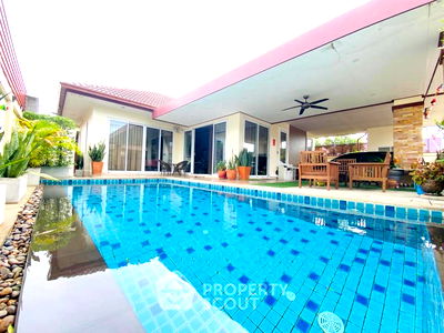 Houses for sale Bang Lamung Chonburi : 3-BR Villa at Garden Ville 2 (Huai Yai) close to Huai Yai (ID 2112520)