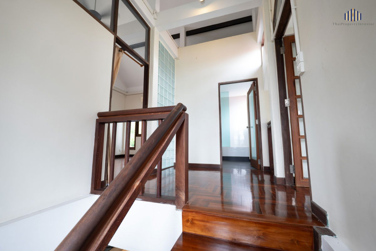picture Super Artistic! Rare Item! A Truly Unique Home!! For Sale: 2-Storey Detached House, 38 Sq.wah, Fully Furnished – Soi Sanguansuk, Rama V Road - 11/25