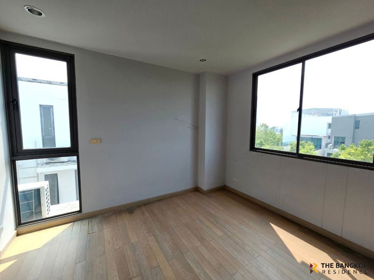 picture Jade Praise Sathorn-Rama 3  🏡 4.5-Storey Home Office, Premium  Location   - 12/16