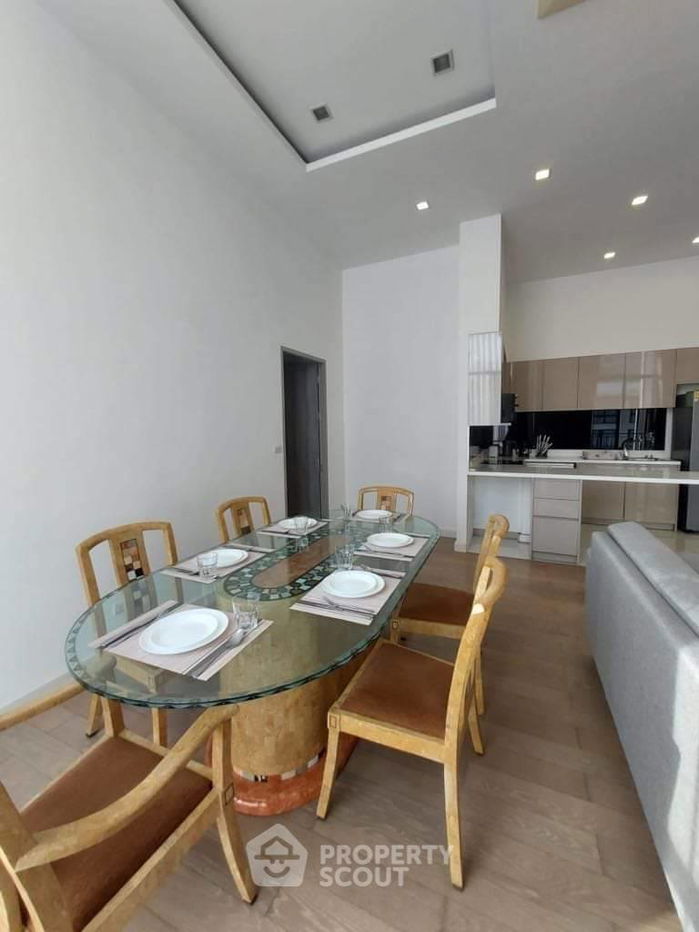 picture 3-BR Condo at Trapezo Sukhumvit 16 near MRT Queen Sirikit National Convention Centre (ID 1922816) - 6/26