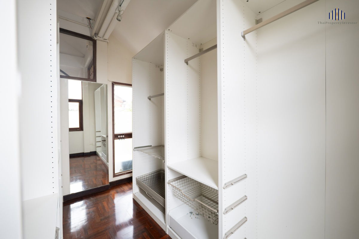 picture Super Artistic! Rare Item! A Truly Unique Home!! For Sale: 2-Storey Detached House, 38 Sq.wah, Fully Furnished – Soi Sanguansuk, Rama V Road - 16/25