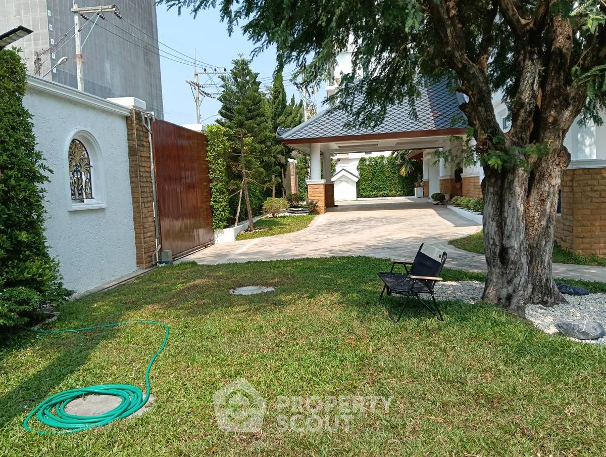picture 5-BR Villa close to Phratamnak (ID 2079794) - 2/28