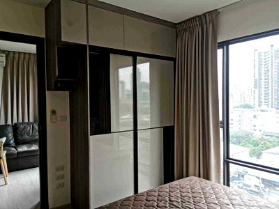Condos for rent : CD134 For Rent: Rhythm Asoke 1 | 2 Bedrooms | Corner Unit with Pool View | Fully Furnished