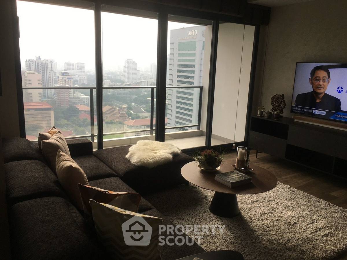picture 2-BR Condo at The Lofts Asoke near MRT Phetchaburi (ID 1922906) - 12/14