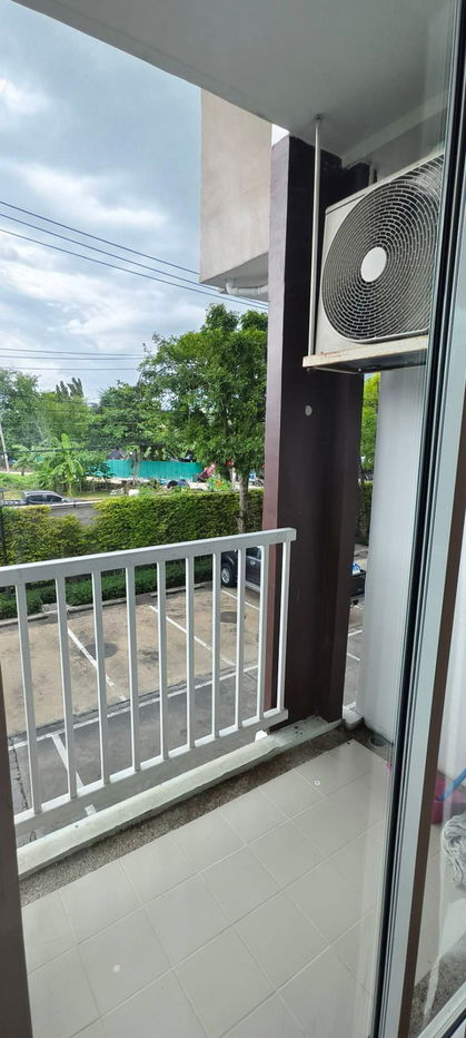 picture For rent: V Condo Ekkamai-Ramintra, next to the expressway market. - 4/12
