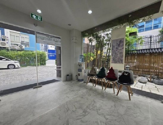 รูป ให้เช่าอาคารสำนักงาน 8 ชั้น มีลิฟท์โดยสารในอาคาร ซอยศรีนครินทร์ 40  - รูปที่ 17/18