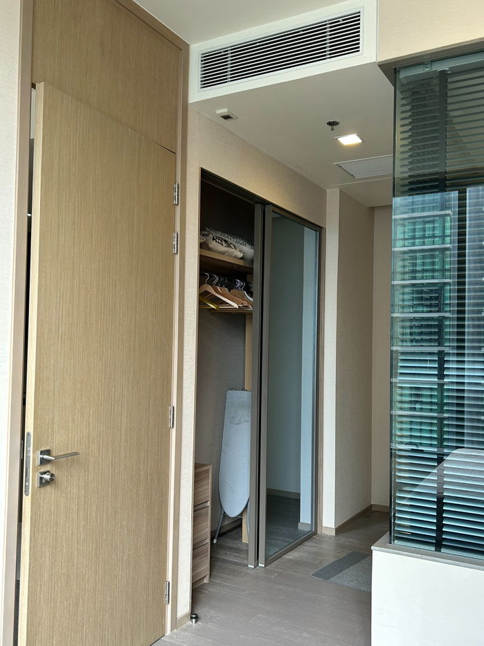 picture Luxury condo for rent The Esse Asoke, high floor. fully furnished, unblock view, convenient to travel nearby BTS/MRT/ARL, ready to move in. - 14/18