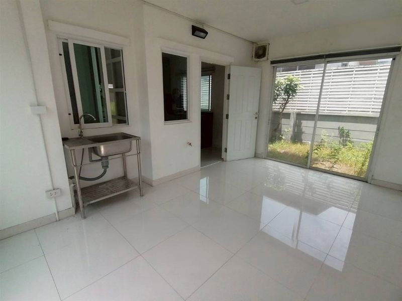 picture For Rent The Plant Chalongkrung (Corner Plot) Unit   78/102 - 10/18