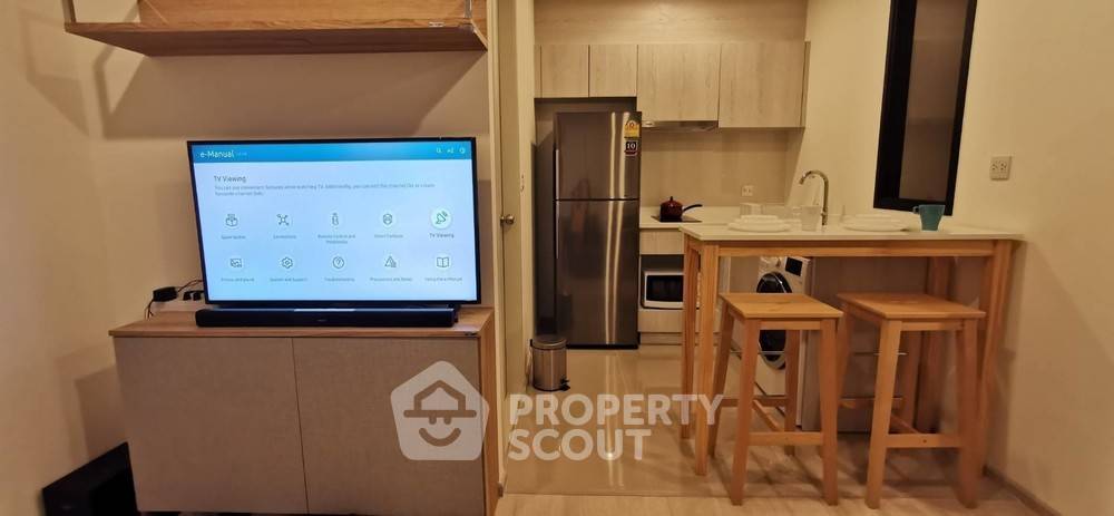 picture 2-BR Condo at Life Asoke near ARL Makkasan (ID 373395) - 2/8