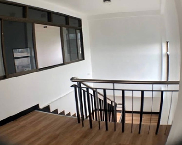 รูป ให้เช่า ทาวน์โฮม 4.5 ชั้น เหมาะเป็นสำนักงาน Renovate ใหม่ทั้งตึก แอร์ 9 เครื่อง ซอยสุขุมวิท 62  - รูปที่ 10/10