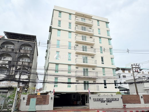 Project Friends Residence Condominium Picture - 1/9