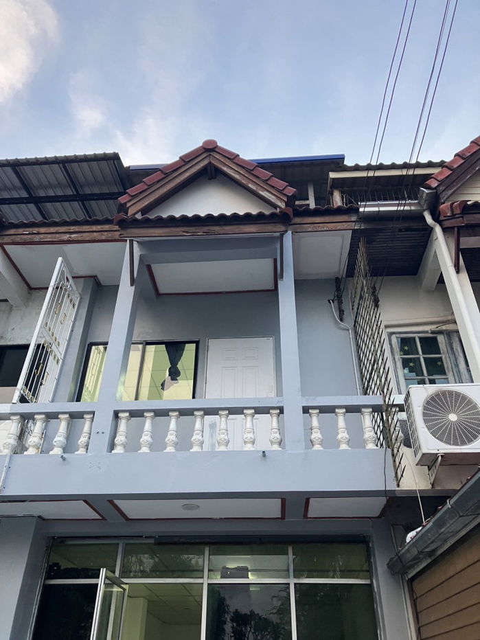 รูป ให้ เช่า ทาวน์โฮม 3 ชั้น M1337 ซอยอ่อนนุช 88-4 72 ตรม 18 ตรว - รูปที่ 1/5