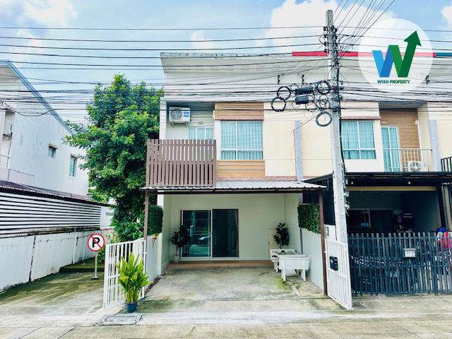 รูป ขายบ้านอ่อนนุช บ้านอ่อนนุช พฤกษา พัฒนาการ หลังมุม ที่จอดรถเยอะ ต่อเติมครบ ทำเลดี หลังบ้านไม่ติดใคร - รูปที่ 1/10