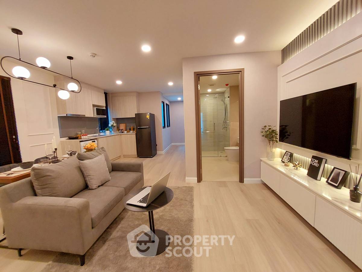 picture 1-BR Condo at Hyparc Hangdong in Hang Dong (ID 1111032) - 11/12