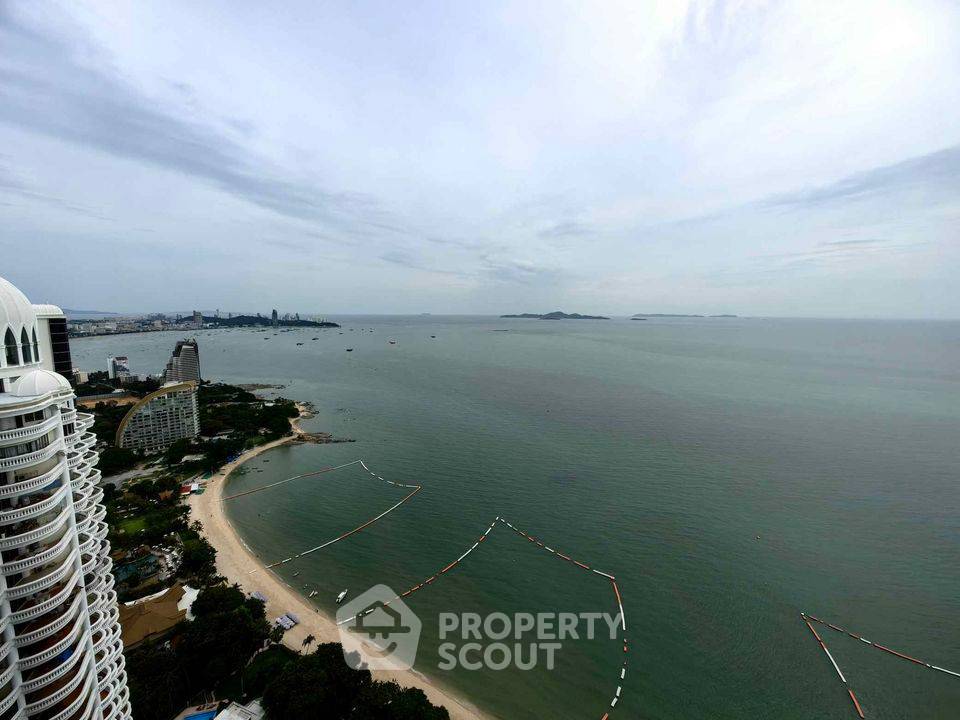 picture 4-BR Condo at Northpoint Condominium close to Wong Amat (ID 1649680) - 4/34