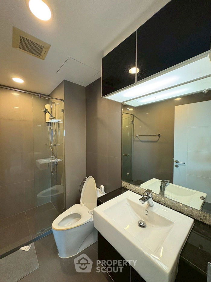 picture 2-BR Condo at The Crest Sukhumvit 34 near BTS Thong Lor (ID 2096829) - 11/15