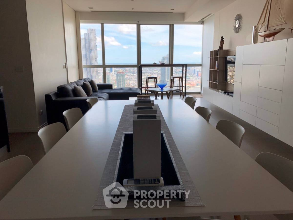 picture 3-BR Condo at The River Condominium near BTS Saphan Taksin (ID 449599) - 2/4