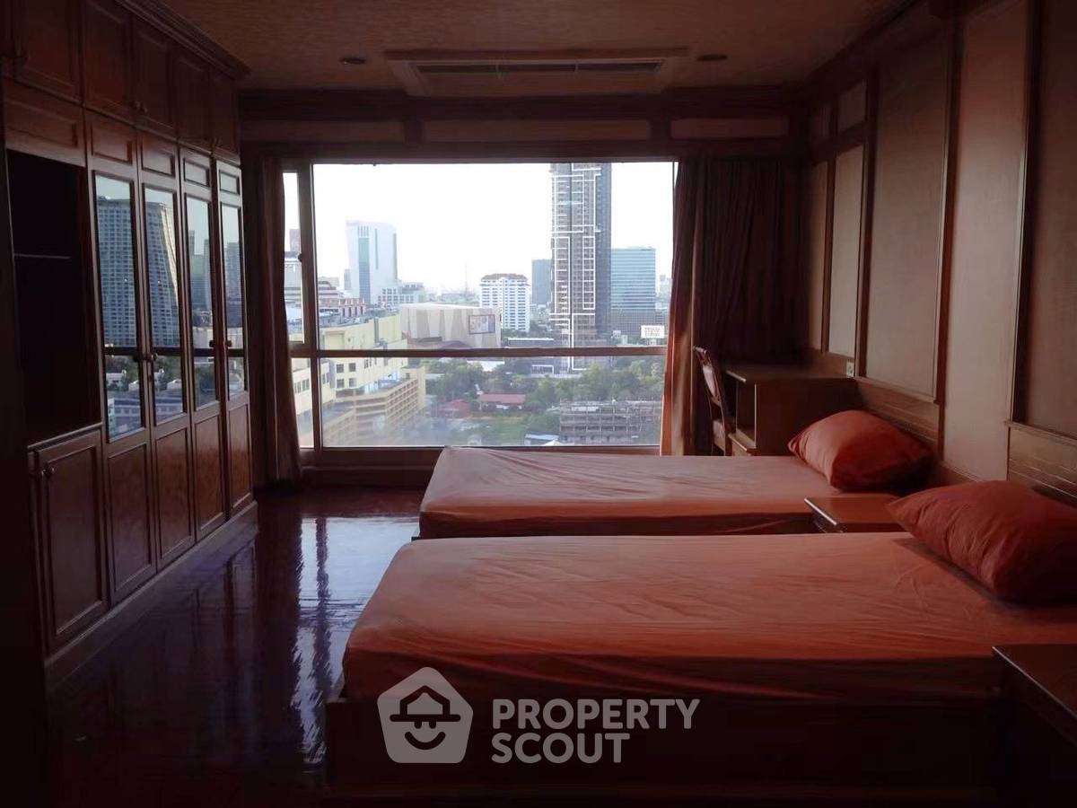 picture 2-BR Condo at Vibhavadee Suite near MRT Lat Phrao (ID 530836) - 2/7
