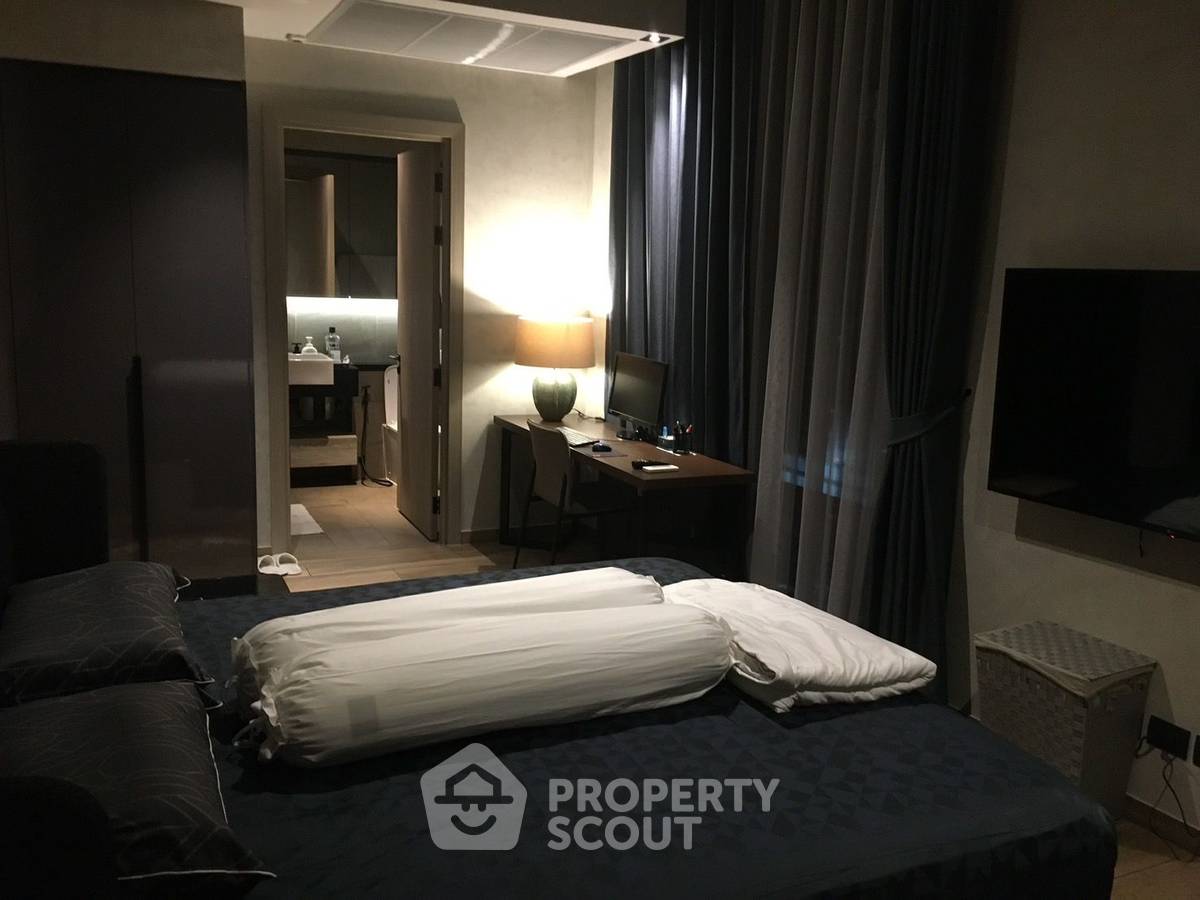 picture 2-BR Condo at The Lofts Asoke near MRT Phetchaburi (ID 1922906) - 9/14