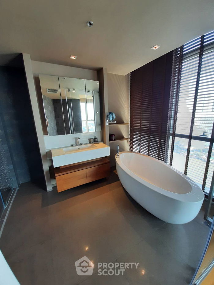 picture 3-BR Condo at The River Condominium near BTS Saphan Taksin (ID 512577) - 13/15
