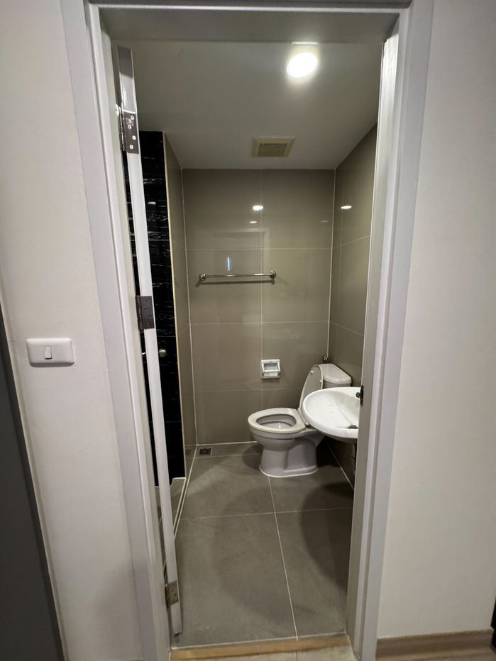 รูป ให้เช่าคอนโดมิเนียม วินน์ ธานี ตลาดไท (Wynn Thani Condo) - รูปที่ 8/14