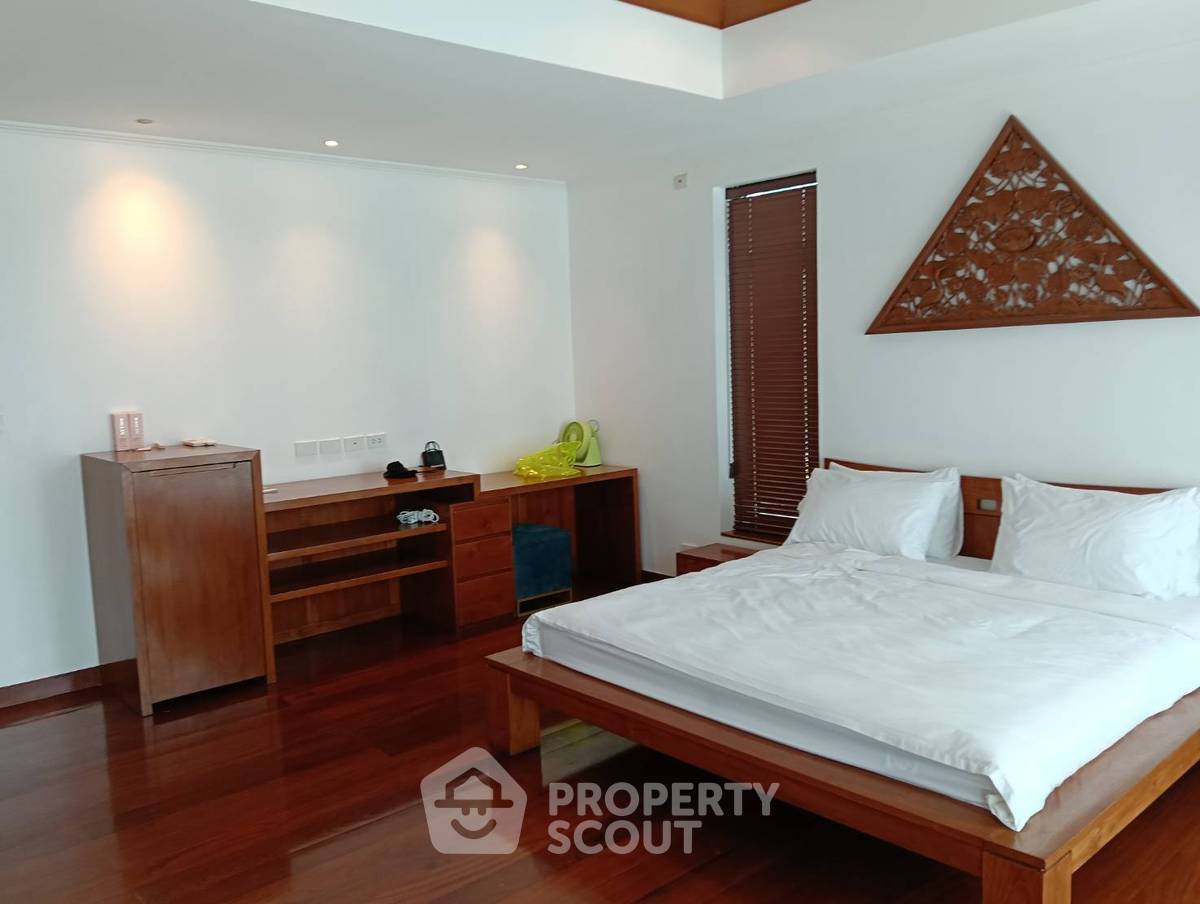 picture 5-BR Villa close to Phratamnak (ID 2079794) - 11/28