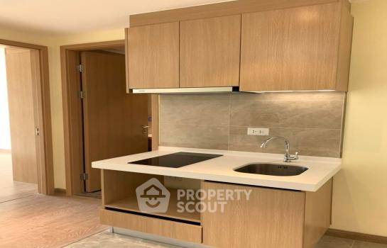 picture 1-BR Condo at Regal Sathon-Naradhiwas near BTS Chong Nonsi (ID 878184) - 3/4