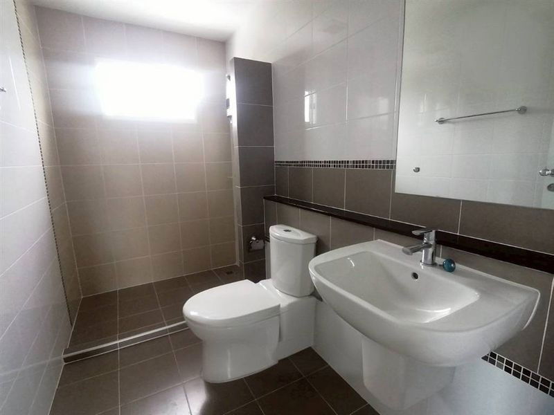 picture For Sale The Plant Chalongkrung (Corner Plot) Unit 78/102 - 17/18