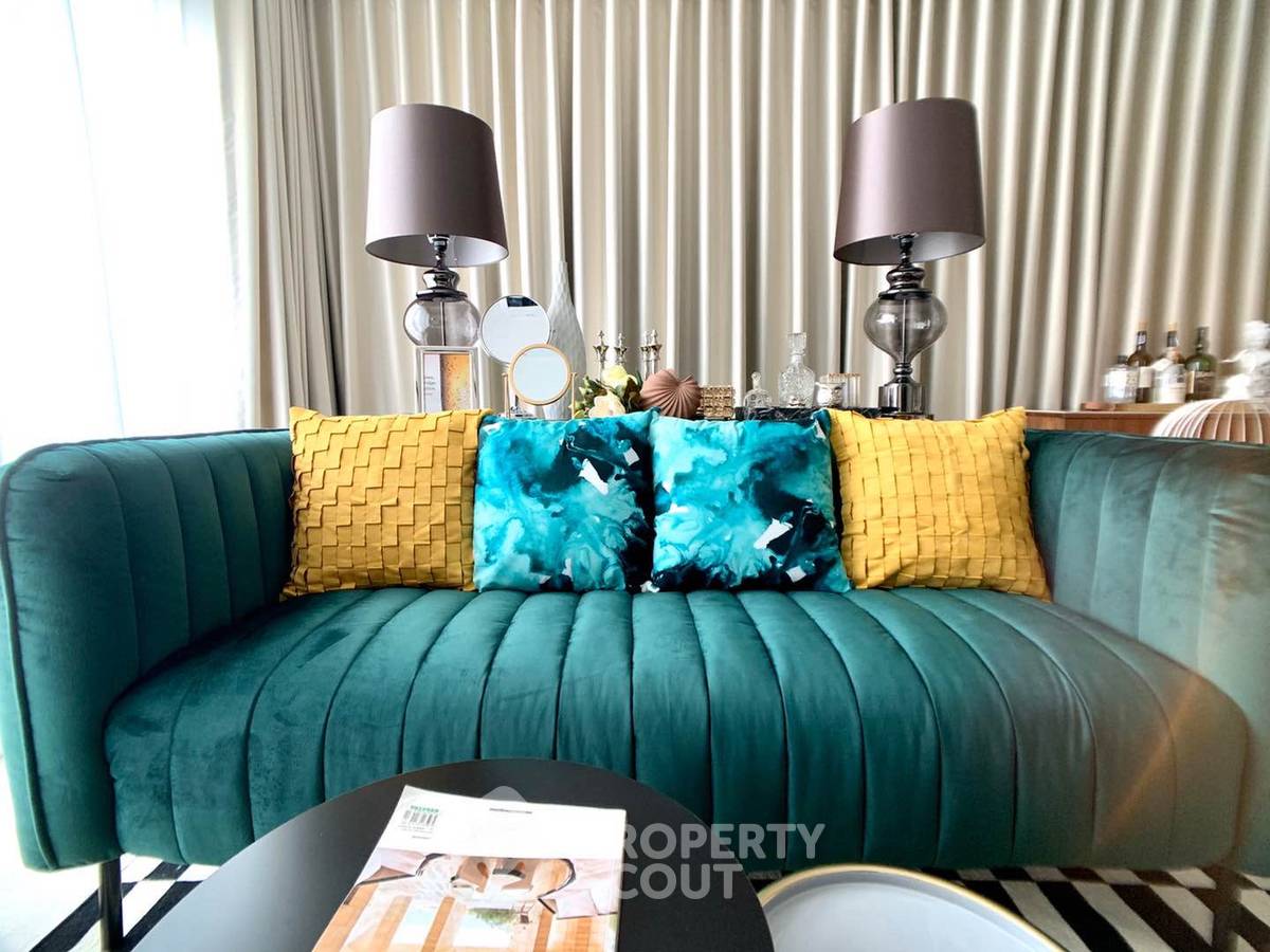 picture 2-BR Condo at Life One Wireless near BTS Phloen Chit (ID 399915) - 3/8