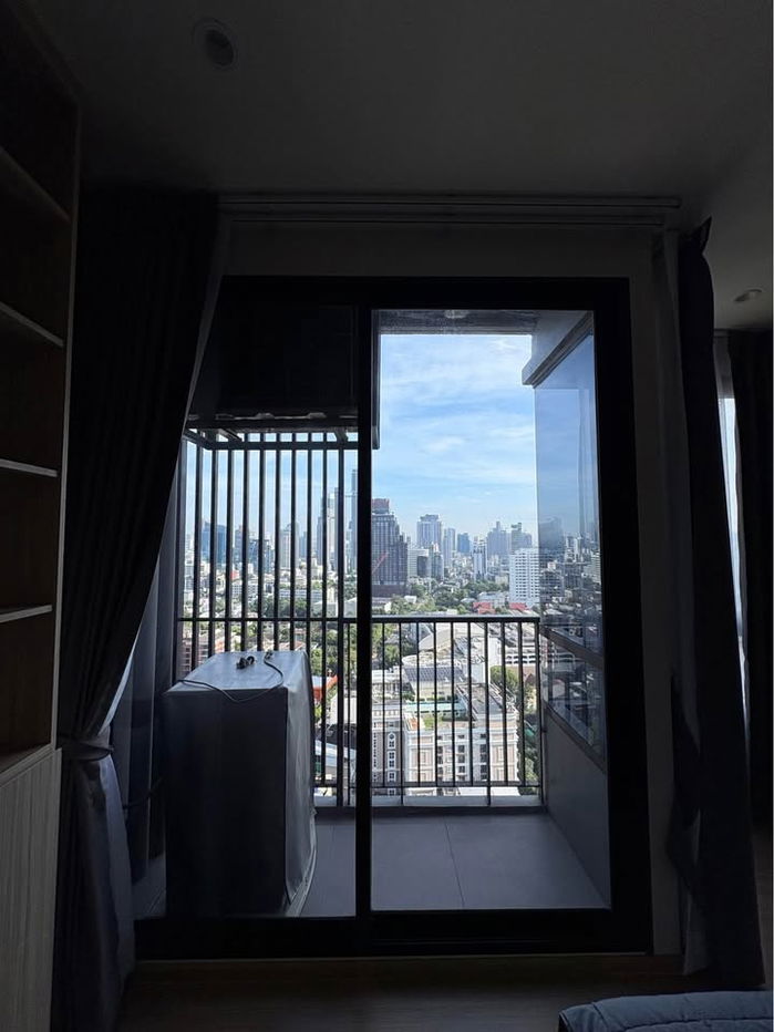 picture (Pet Friendly 🐶🐱) Code: KJ8796  for rent MARU EKKAMAI 2 // Line ID: @kjcondo (with @) // - 6/11