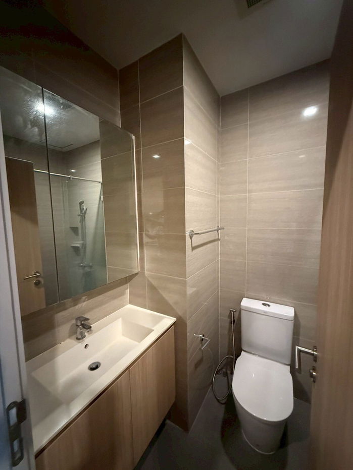 picture ✨#OL2306_477✨𝗙𝗼𝗿 𝗥𝗲𝗻𝘁 1️⃣9️⃣k.🔥🔥Ready to move in‼️Newly renovated room, pets allowed, near BTS✨ 𝐂𝐨𝐧𝐝𝐨 𝐌 𝐂𝐡𝐚𝐭𝐮𝐜𝐡𝐚𝐤  - 11/11