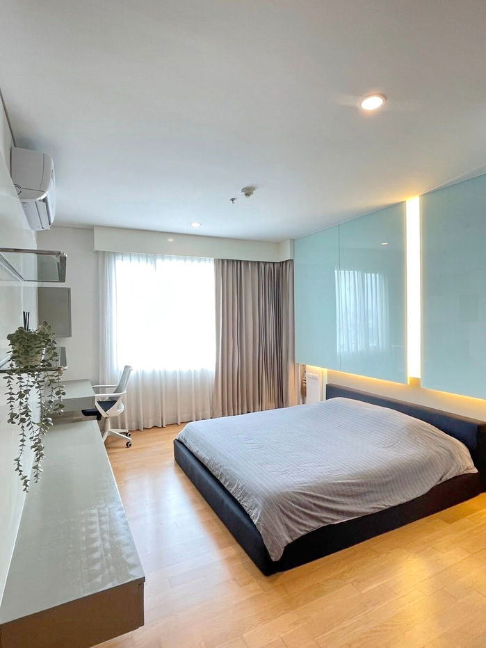 picture For rent 2BR Villa Sathorn, fully-furnished, 1 min to BTS Krungthonburi  - 8/15