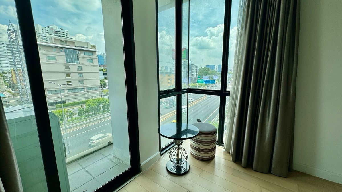 picture WS3692 [Rent] SOCIO Ruamrudee 🚇 BTS Phloen Chit 💸 Rent only 19,000 baht/month - 8/15