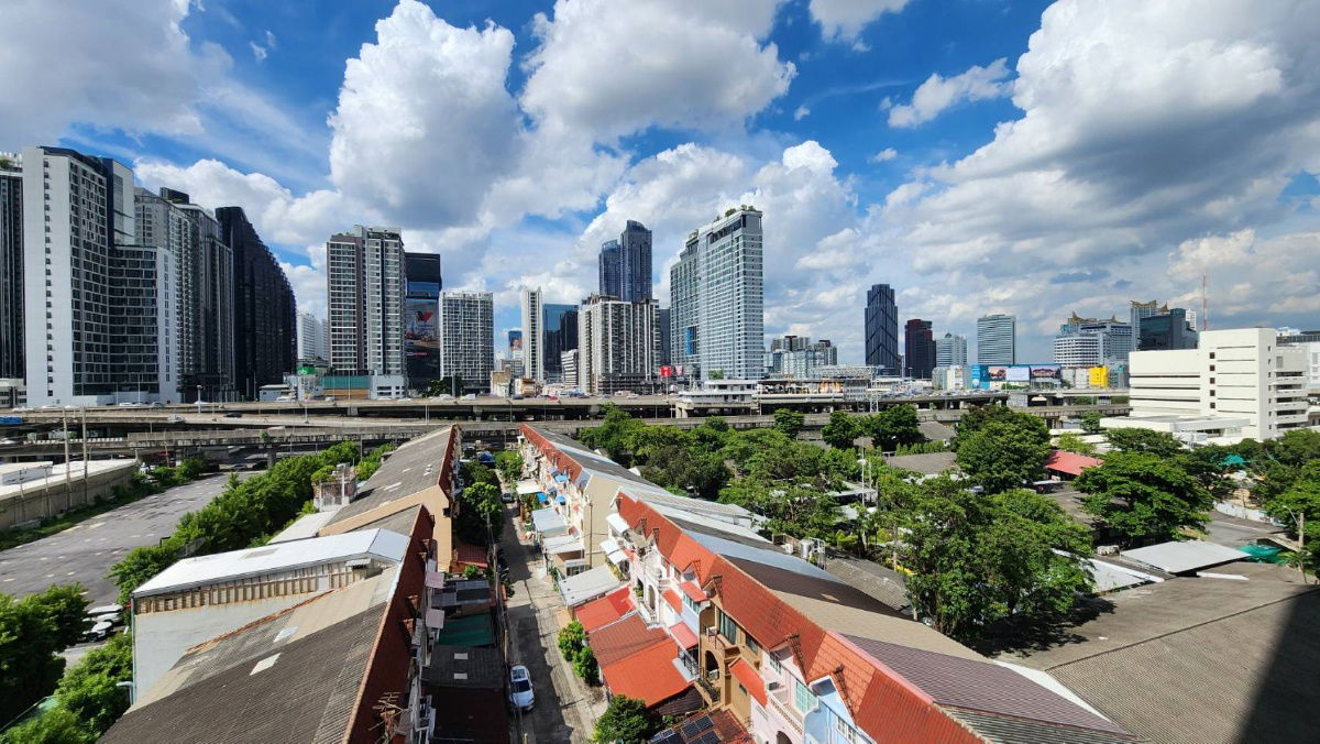 รูป Life Asoke (closed to MRT Phetchaburi) - รูปที่ 19/50