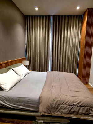 เช่าคอนโด MRT สีลม : ให้เช่า Muniq Langsuan ชั้น 10