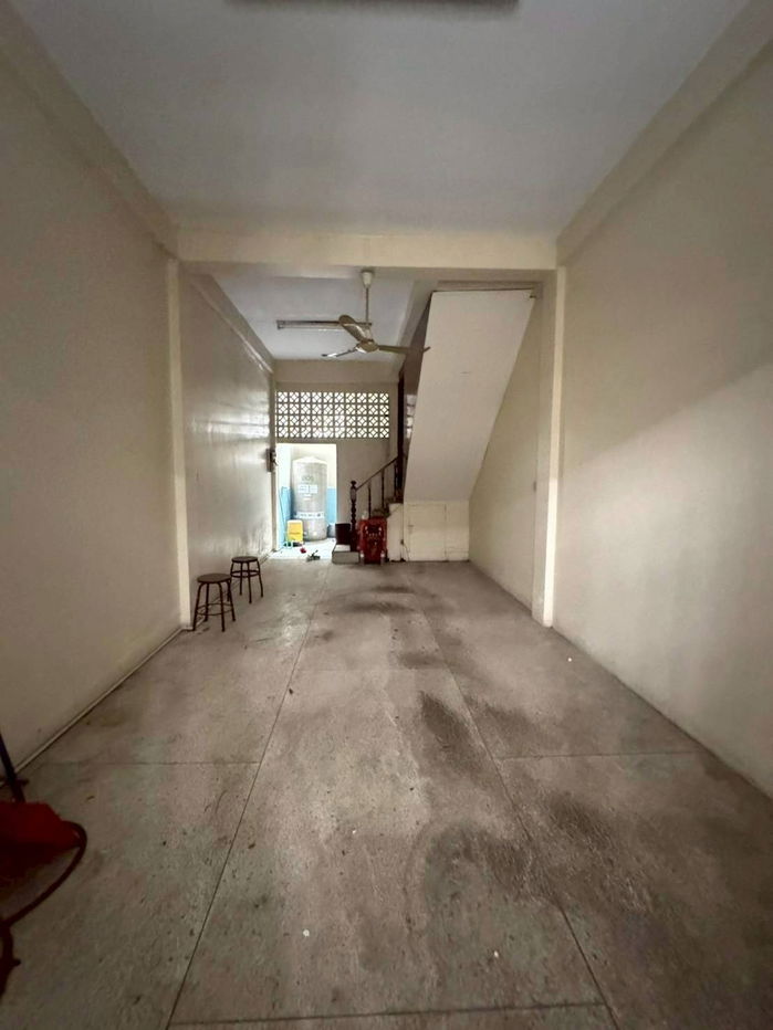 picture For sale, buy, lease, 3-story commercial building, central location, Phetchaburi Soi 5, near Pratunam, Ratchathewi, price 6,000,000 baht.ID: @951qfbfi - 6/7