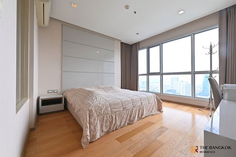 🔥Urgent Sale!🔥Spacious & Stylish Unit - The Address Asoke Near MRT Phetchaburi