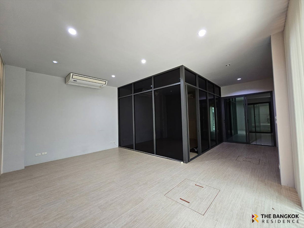 picture Jade Praise Sathorn-Rama 3  🏡 4.5-Storey Home Office, Premium  Location   - 6/16