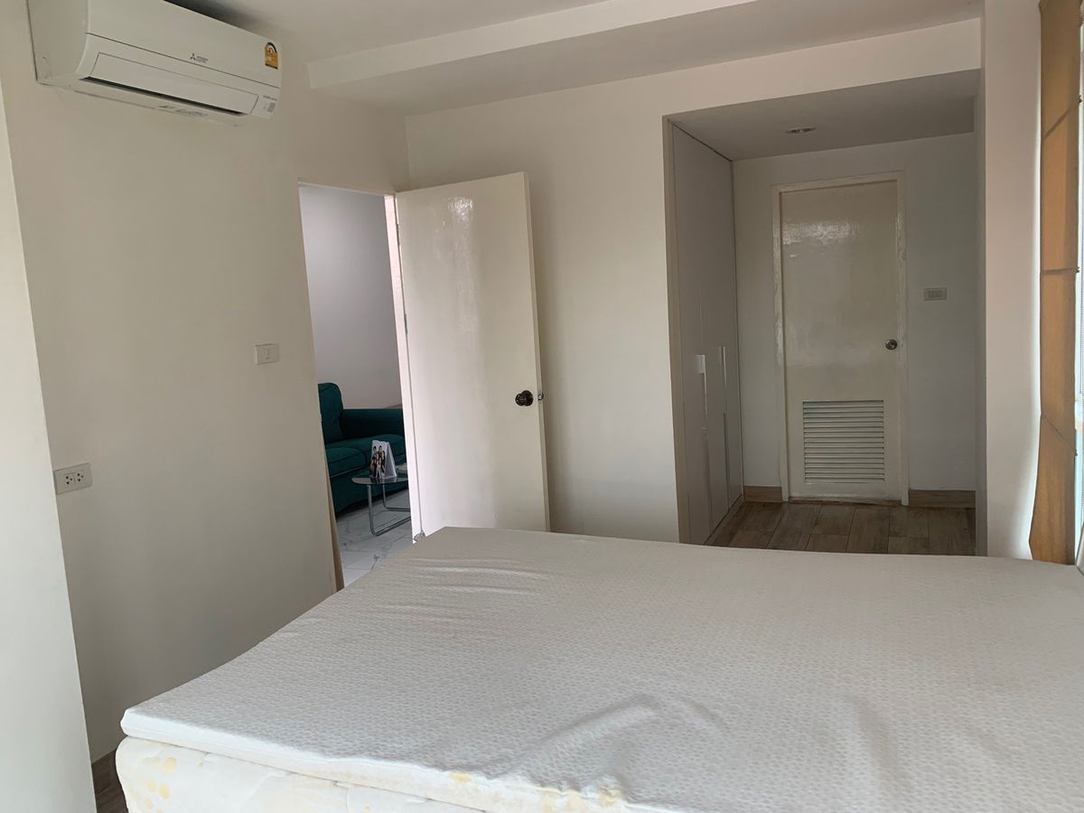 picture 📣 LatPhrao5 ~ 1 bedroom, 45 sqm condo for rent, MRT Lat Phrao/Phahon Yothin 700 meters, 10-minute walk~Near Central Ladprao, Mini Big C Extra - 4/8